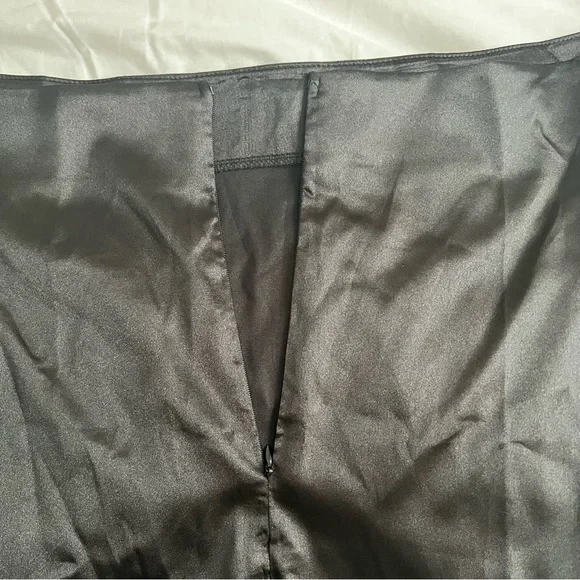 Shein Skirt - Picture 4 of 5